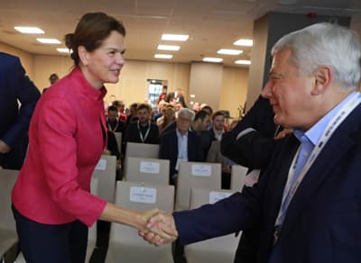 Ministrica za infrastrukturo Alenka Bratušek je sredo začela v Mariboru.