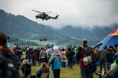 Avstrijska vojska je izvedla tudi nekaj simulacij manevrov. 