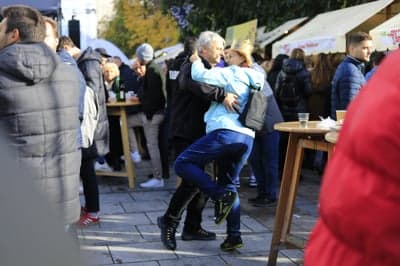 (GALERIJA) Mošta ni več, samo še vino! Takšno je vzdušje na največjem martinovanju v državi