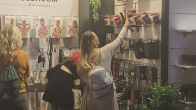 Na Sloverotiki so številni obiskovalci kupili tudi kak erotični pripomoček. 