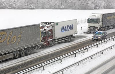 Zastoj vozil na štajerski avtocesti pri Polskavi