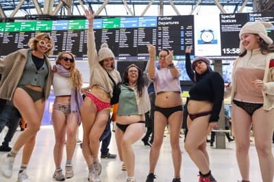 Bi se odpravili brez hlač v šolo ali službo? Da, tudi to je možno!