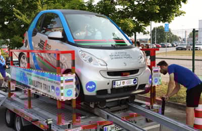 (FOTOGALERIJA) Ko miga več kot tisoč dijakov: V Mariboru eden največjih športnih dogodkov za srednješolce v Sloveniji