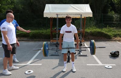 (FOTOGALERIJA) Ko miga več kot tisoč dijakov: V Mariboru eden največjih športnih dogodkov za srednješolce v Sloveniji