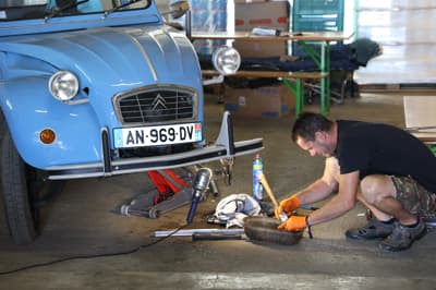 V Postojni so se zbrali spački z vseh koncev sveta