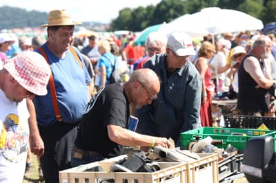 V Postojni so se zbrali spački z vseh koncev sveta