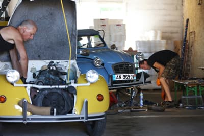 V Postojni so se zbrali spački z vseh koncev sveta