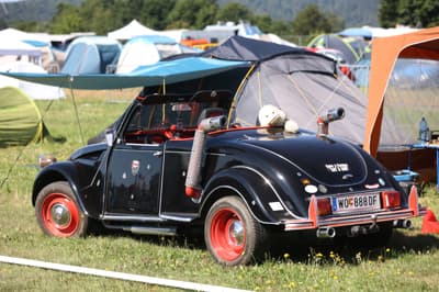 V Postojni so se zbrali spački z vseh koncev sveta