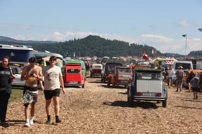 V Postojni so se zbrali spački z vseh koncev sveta