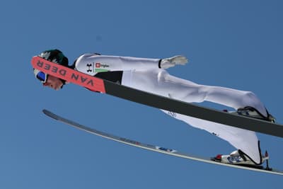 (FOTOGALERIJA) Poglejte, kako je videti razprodana Planica