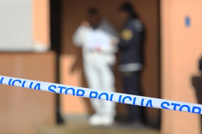 V bližini industrijske cone Hoče: Med balami slame našli človeške posmrtne ostanke