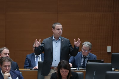 Žan Mahnič je s svojim zapisom znova dokazal, da gre lahko še nižje