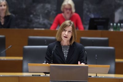 Še zadnja iz paketa novih ustavnih sodnikov in sodnic začela mandat