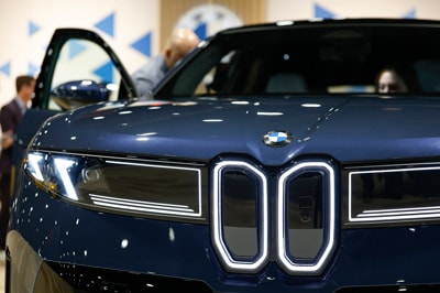 Bavarski velikan razkril velike načrte: Kdaj bodo električni avtomobili prevzeli ceste?