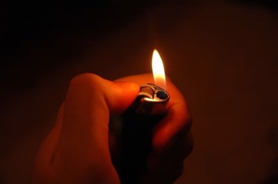 Dvanajstletnika sta se igrala z vžigalnikom, nato je sledila obsežna reševalna akcija