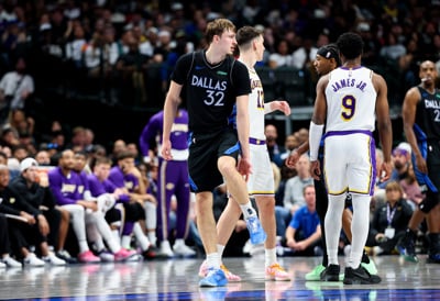 (FOTO) Lakersi brez Dončića klonili proti Dallasu