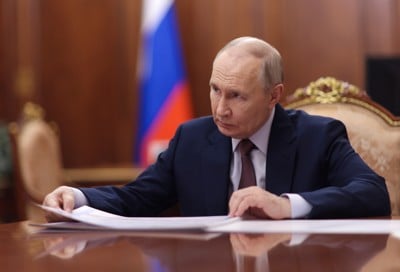 Vse večje nezadovoljstvo Rusov nad Putinom: "Med vami in nami je ogromen zid"