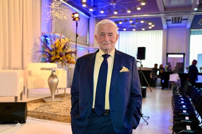 Družina se bo še povečala: Peter Čeferin bo kmalu že četrtič pradedek