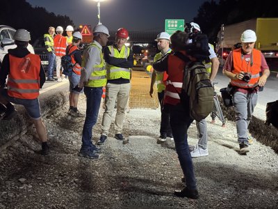 (FOTO) Vrtovec v nočni izmeni: Ogledal si je začetek nočnega dela na primorski avtocesti