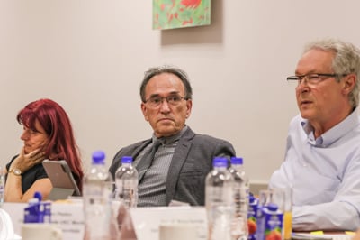 Seje sveta UKC Maribor se zapirajo za javnost. Se direktor Vojko Flis poslavlja?