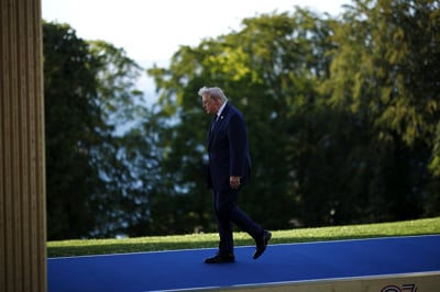 Donald Trump naznanil popolno odprtje Hormuške ožine