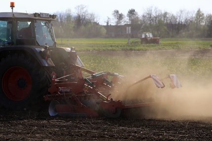 Kmetov ne ogroža le vreme, ampak tudi nestabilnost na trgu