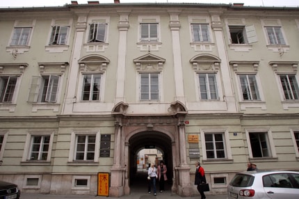 Odziv celjskega sodišča: Neprivedbe obtoženih daljšajo postopke