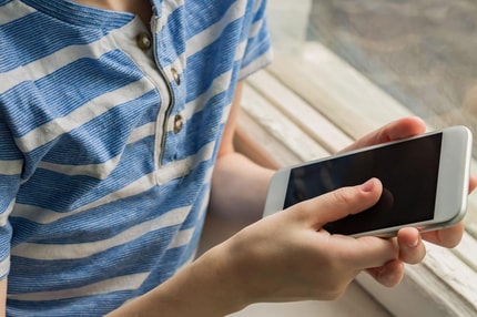 22-letni fant iz Zasavja je pošiljanje intimne fotografije nekdanjega dekleta obžaloval