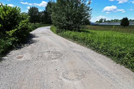 Ena sama jama: Kaj se dogaja s kolesarsko stezo v Dogošah?