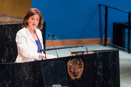 Stranke o zunanji politiki: Kdo podpira vstop Ukrajine v Nato in kdo bi se pogovarjal z Rusijo?