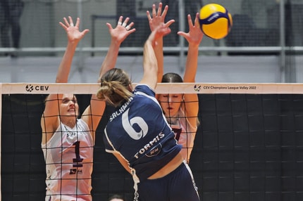 Odbojkarice Formisa kljub porazu še upajo na uvrstitev v četrtfinale