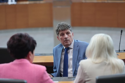 (OB KONCU MANDATA) Borut Sajovic: "Moj delovni dan se začne zgodaj zjutraj na kmetiji, ko poskrbim za živali"