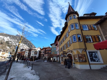 (OLIMPIJSKI DNEVNIK) Kokoški v "pelc mantlu"