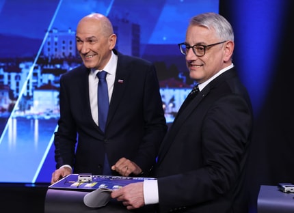 Stoječi cirkus ali samo nasmeh je bolj grenak