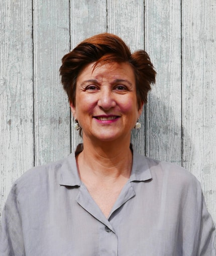 (INTERVJU) Rachel Mourier: Iz Slovenije v Francijo, iz sedanjosti v preteklost, vmes pa grozote in lepota življenja