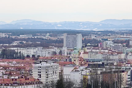 Stranke o regionalnem razvoju: Vse proti centralizaciji in za pokrajine, a ob katerih pogojih?