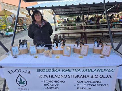 Cene na mariborski tržnici: Koliko staneta ričkovo olje in olje pegastega badlja?