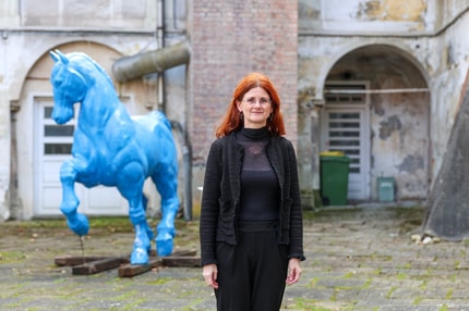 (PORTRET TEDNA) Dr. Sonja Bezjak: Vsi smo tukaj malo nori – in prav zato grad še živi