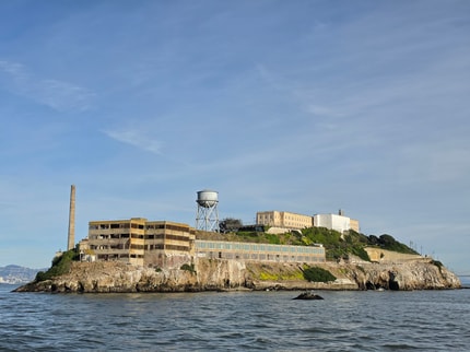 (POTEPANJA) Nerazrešene skrivnosti Alcatraza in druge znamenitosti San Francisca
