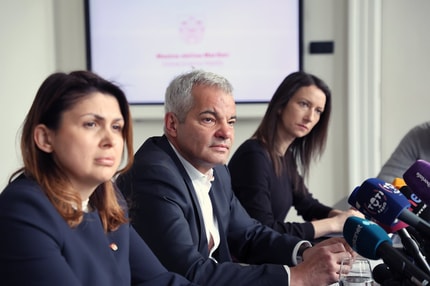 (VIDEO) Arsenovič zavrača vse očitke, preiskavo povezuje s SDS, ki da preusmerja pozornost od prisluškovalne afere