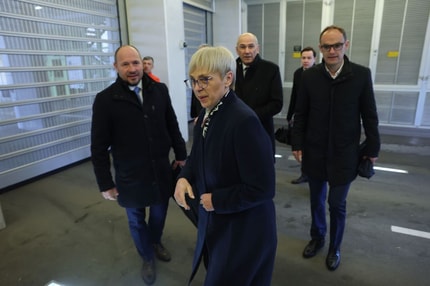 Logar kot eden od največjih poražencev volitev stiska Goloba v kot