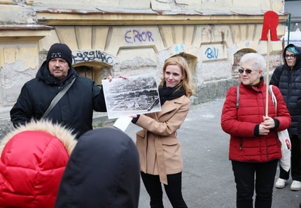 Festival sprehodov sklenjen: Udeleženci za najboljšega ocenili Dvoriščenje