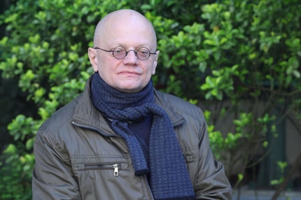 (INTERVJU) Politolog Richard Szentpéteri Nagy: Poraz bi Orbana bolel bolj kot zaporna kazen