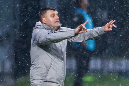 (ODZIVI) "Kaj, če te je klical VAR?" Dudić jezen zaradi sodnikov in napak igralcev, navijačem pa se je opravičil