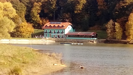 Gostišče ob ribniku Podlehnik ostaja odprto, občina načrtuje razvoj območja