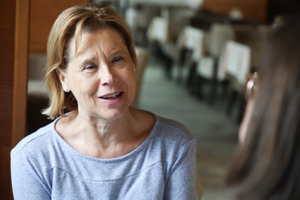 (GREMA NA KAFE) Kdo je glasbenica, ki je Mariboru poklonila otroške pesmi