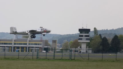 (EKSKLUZIVNO) Pokukali smo v zakulisje treninga Letečih bikov na mariborskem letališču