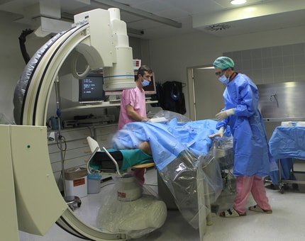 Interventni radiologi v odstopu zavračajo očitke vodstva UKC Maribor: "Ne gre za izsiljevanje"