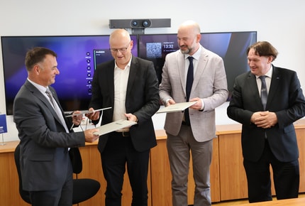 Maribor v ospredju razvoja umetne inteligence v izobraževanju