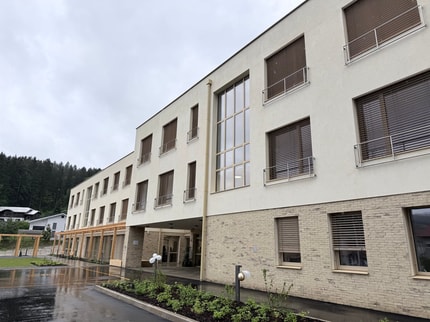 (FOTO) Center starejših Mežica je odprl svoja vrata: Prve stanovalce bodo sprejeli kmalu